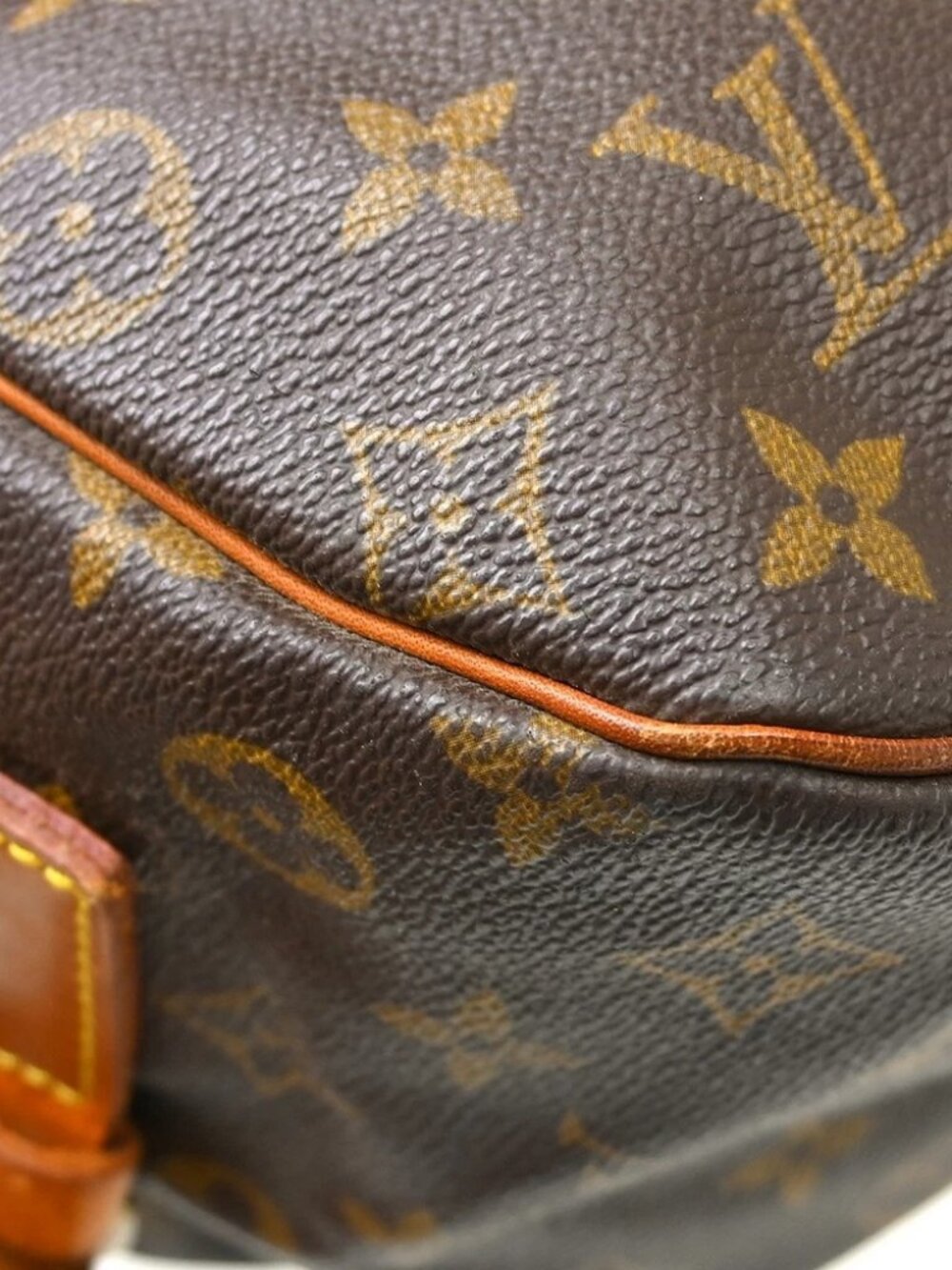 LOUIS VUITTON SAUMUR 35 SHOULDER BAG MONOGRAM - Picture 12 of 14